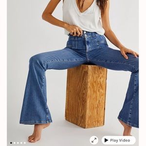 Free People Jayde Flare Jeans High Waisted Size 31